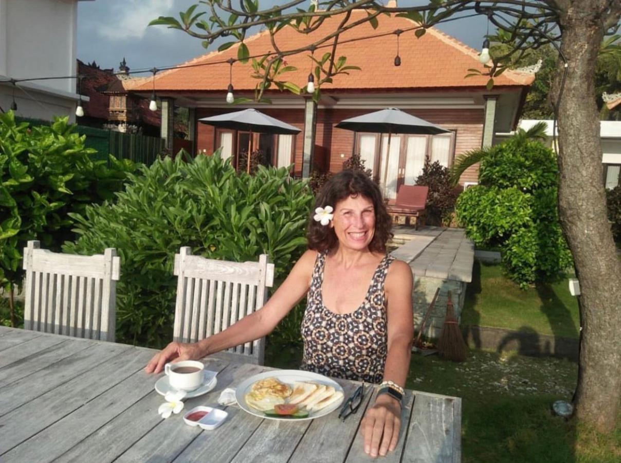 Juan Beach Bungalow Batununggul Екстер'єр фото