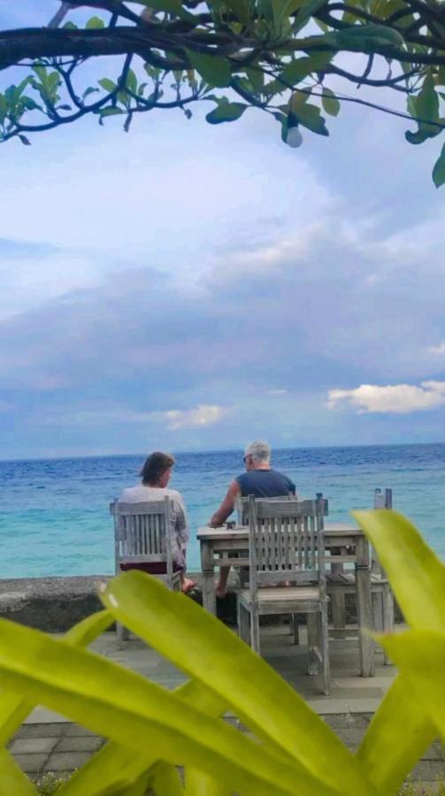 Juan Beach Bungalow Batununggul Екстер'єр фото