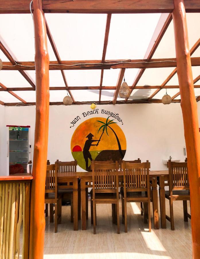 Juan Beach Bungalow Batununggul Екстер'єр фото
