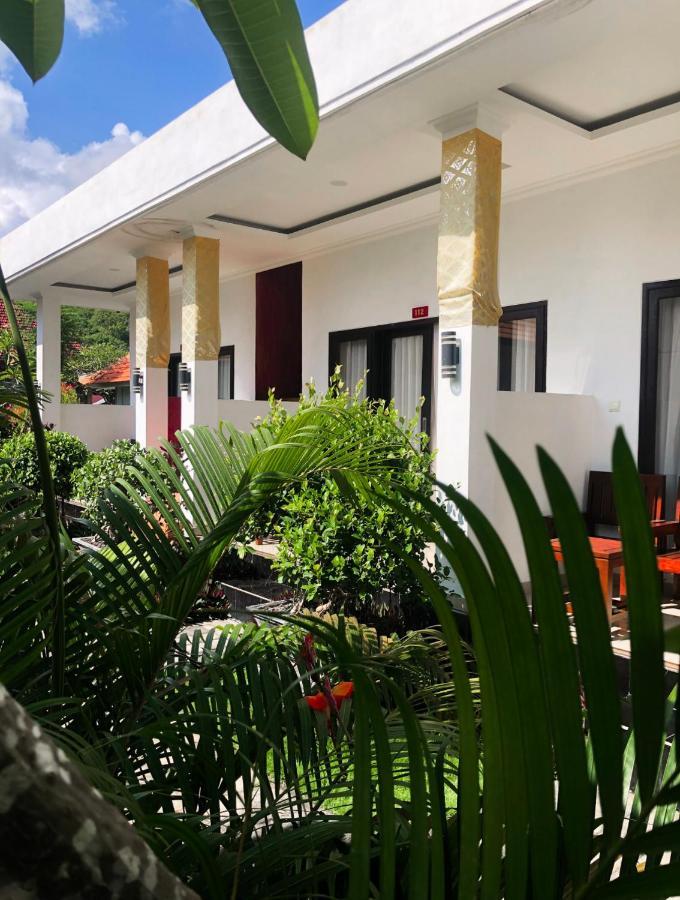 Juan Beach Bungalow Batununggul Екстер'єр фото